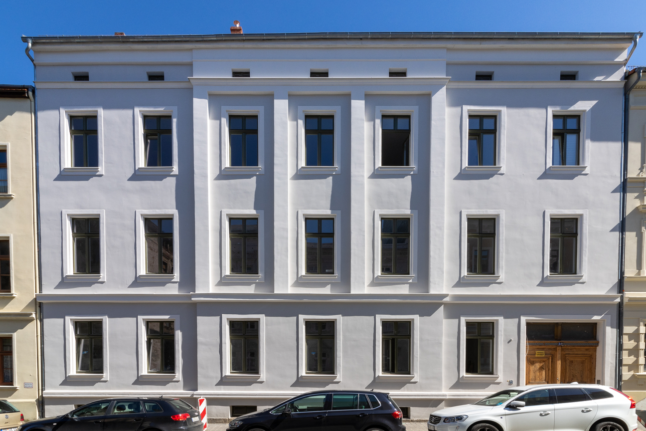 James-von-Moltke-Str. 13